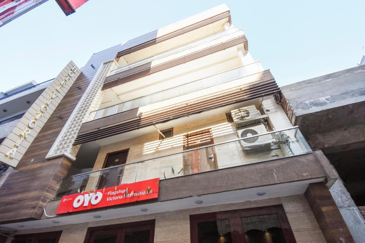 Oyo V International Hotel Амритсар Екстериор снимка